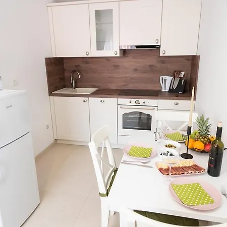 Elena, Jakov - Newly Decorated * Rogoznica (Sibenik-Knin)