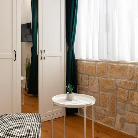 Apartament Elena, Jakov - Newly Decorated