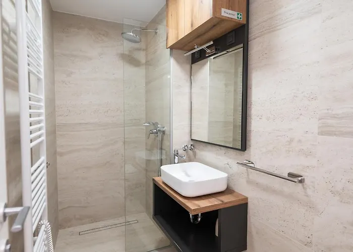 Elena, Jakov - Newly Decorated * Rogoznica (Sibenik-Knin)